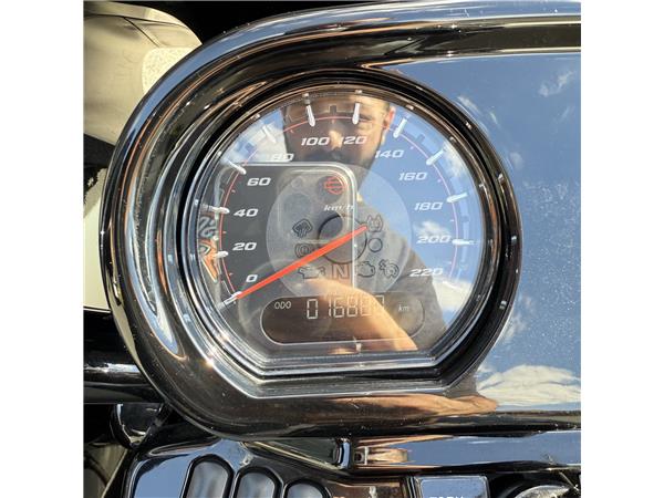 2021 HARLEY-DAVIDSON ROAD GLIDE