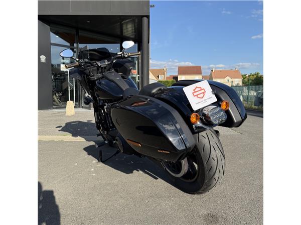 2022 HARLEY-DAVIDSON LOW RIDER