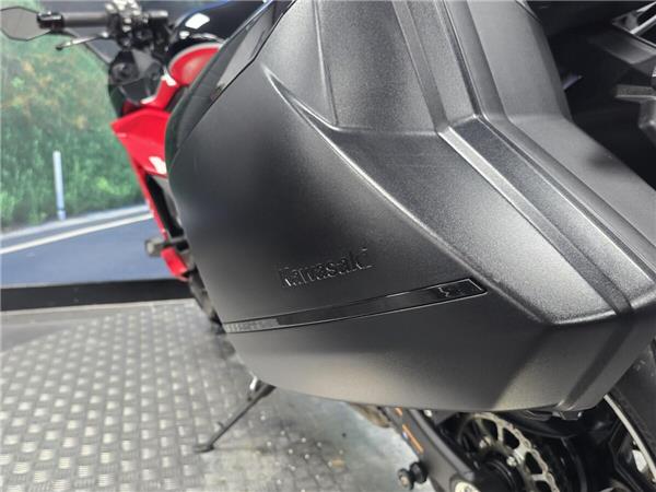 2024 Kawasaki Ninja 1000SX