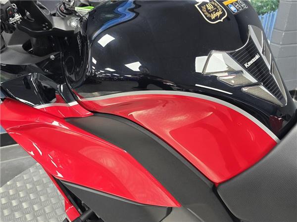 2024 Kawasaki Ninja 1000SX