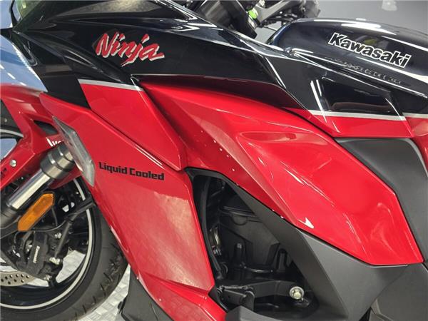 2024 Kawasaki Ninja 1000SX