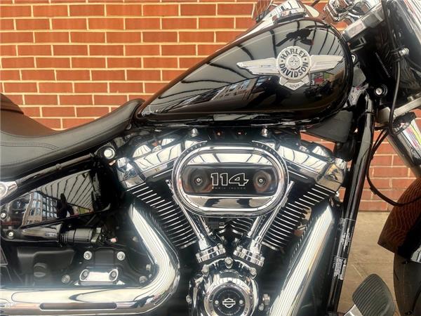 2021 HARLEY-DAVIDSON SOFTAIL FLSTF FAT BOY