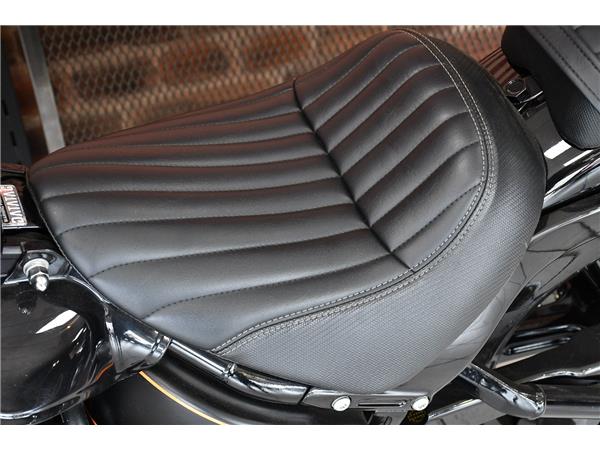 2023 HARLEY-DAVIDSON SOFTAIL FXBB STREET BOB