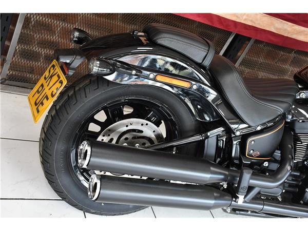 2023 HARLEY-DAVIDSON SOFTAIL FXBB STREET BOB