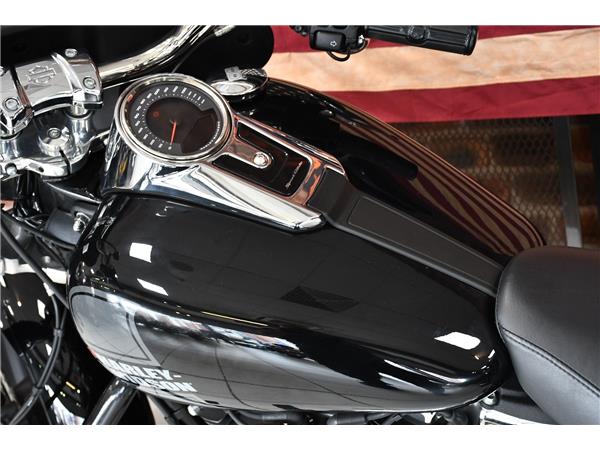 2023 HARLEY-DAVIDSON SOFTAIL FLSB SPORT GLIDE