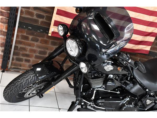 2016 HARLEY-DAVIDSON SOFTAIL FLSS  SLIM S
