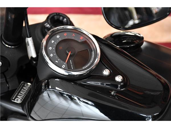 2019 HARLEY-DAVIDSON SOFTAIL FXFBS FAT BOB 114