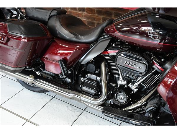 2019 HARLEY-DAVIDSON CVO FLHXSE STREET GLIDE