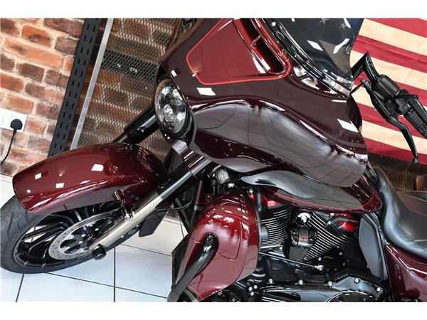 2019 HARLEY-DAVIDSON CVO FLHXSE STREET GLIDE
