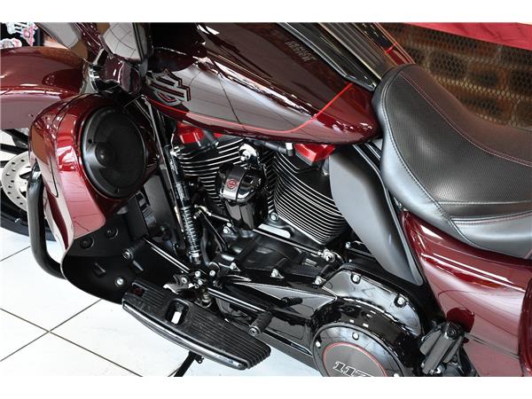 2019 HARLEY-DAVIDSON CVO FLHXSE STREET GLIDE
