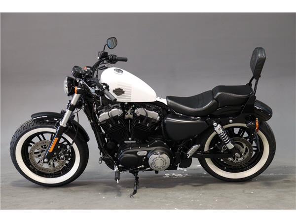 2017 HARLEY-DAVIDSON SPORTSTER XL1200X FORTY-EIGHT