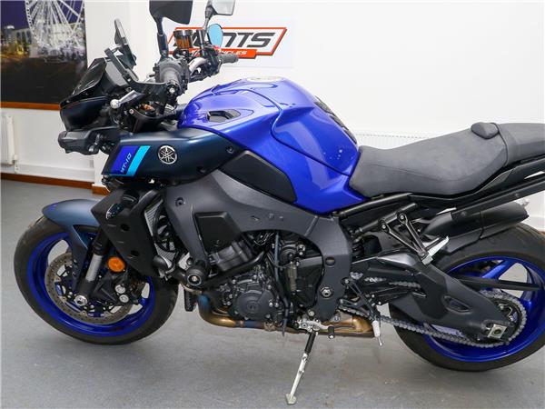 2025 Yamaha MT-10