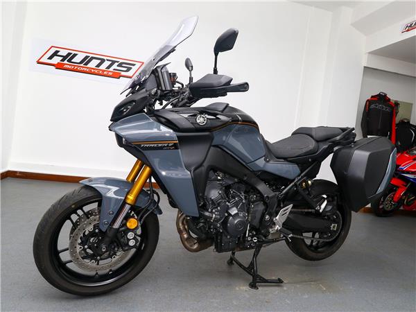2024 Yamaha TRACER 9 GT+