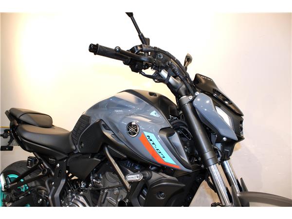 YAMAHA MT-07
