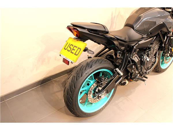 YAMAHA MT-07