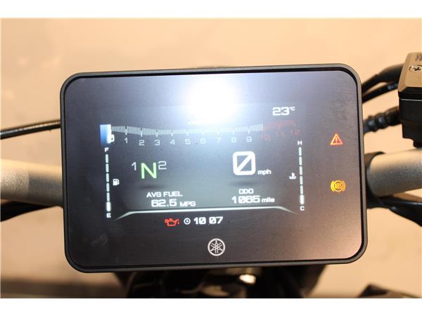 YAMAHA MT-07