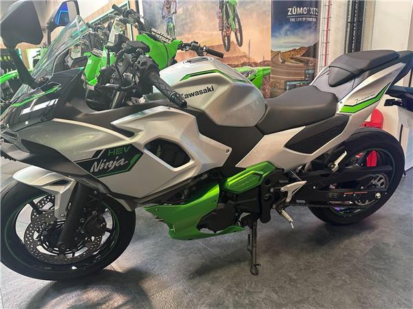 2024 Kawasaki Ninja 7 Hybrid