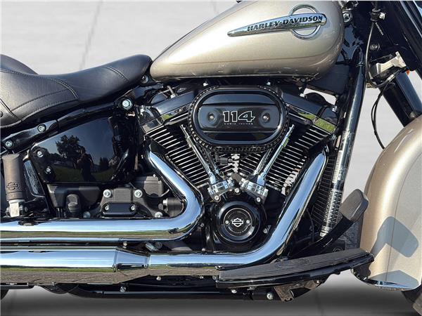 2018 harley-davidson FLHCS Heritage Classic 114 ABS