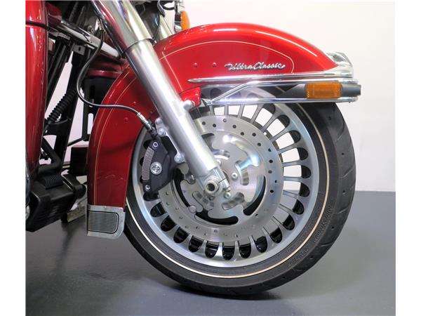 2011 harley-davidson FLHTCU Electra Glide Ultra Classic ABS