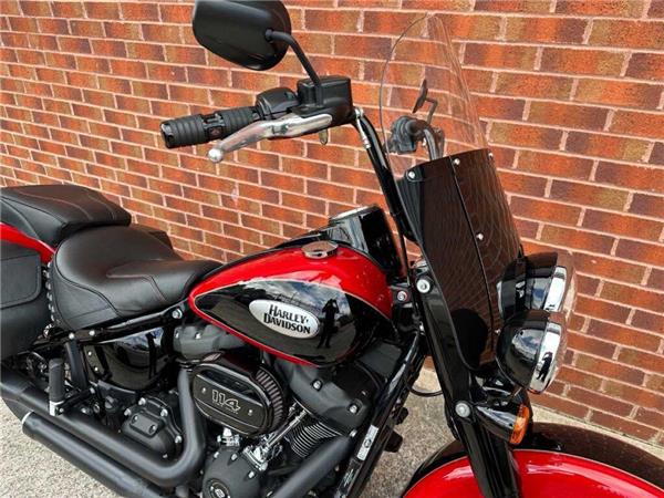 2023 Harley-Davidson Flhcs Heritage STC 114 18
