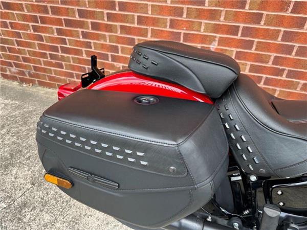 2023 Harley-Davidson Flhcs Heritage STC 114 18