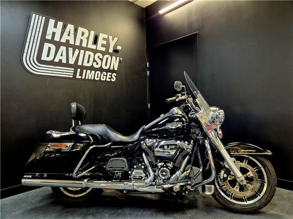2018 HARLEY-DAVIDSON ROAD KING