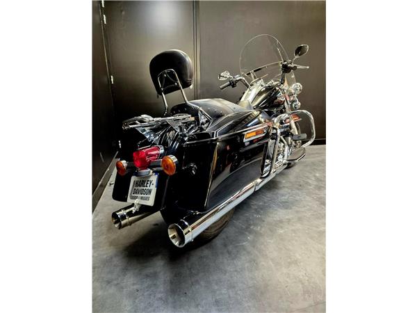 2018 HARLEY-DAVIDSON ROAD KING