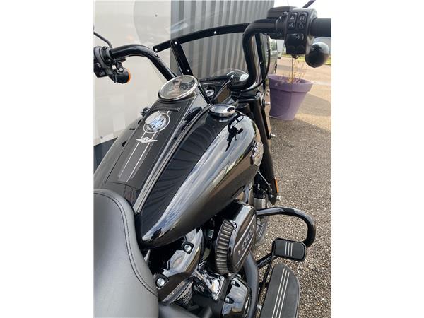 2024 HARLEY-DAVIDSON ROAD KING