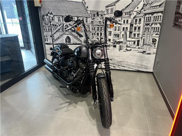 2022 HARLEY-DAVIDSON STREET BOB