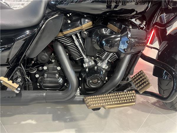 2022 HARLEY-DAVIDSON ROAD GLIDE