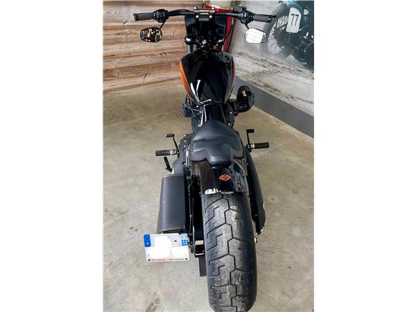 2021 HARLEY-DAVIDSON STREET BOB