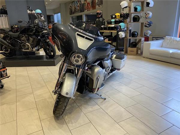 STREET GLIDE CVO 117