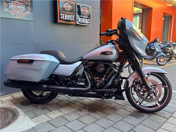 2025 Harley-Davidson Street Glide FLHX