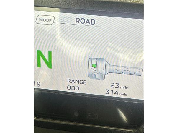 2025 Kawasaki Ninja e-1