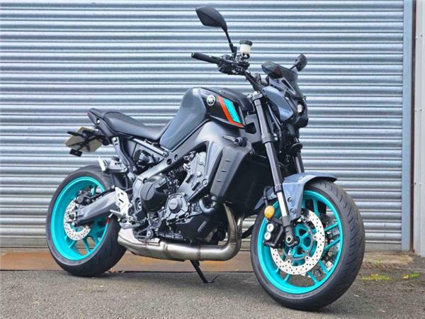2023 Yamaha MT-09 (MTN890) Grey