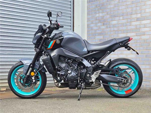 2023 Yamaha MT-09 (MTN890) Grey