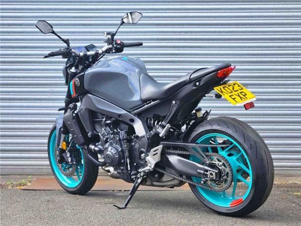 2023 Yamaha MT-09 (MTN890) Grey