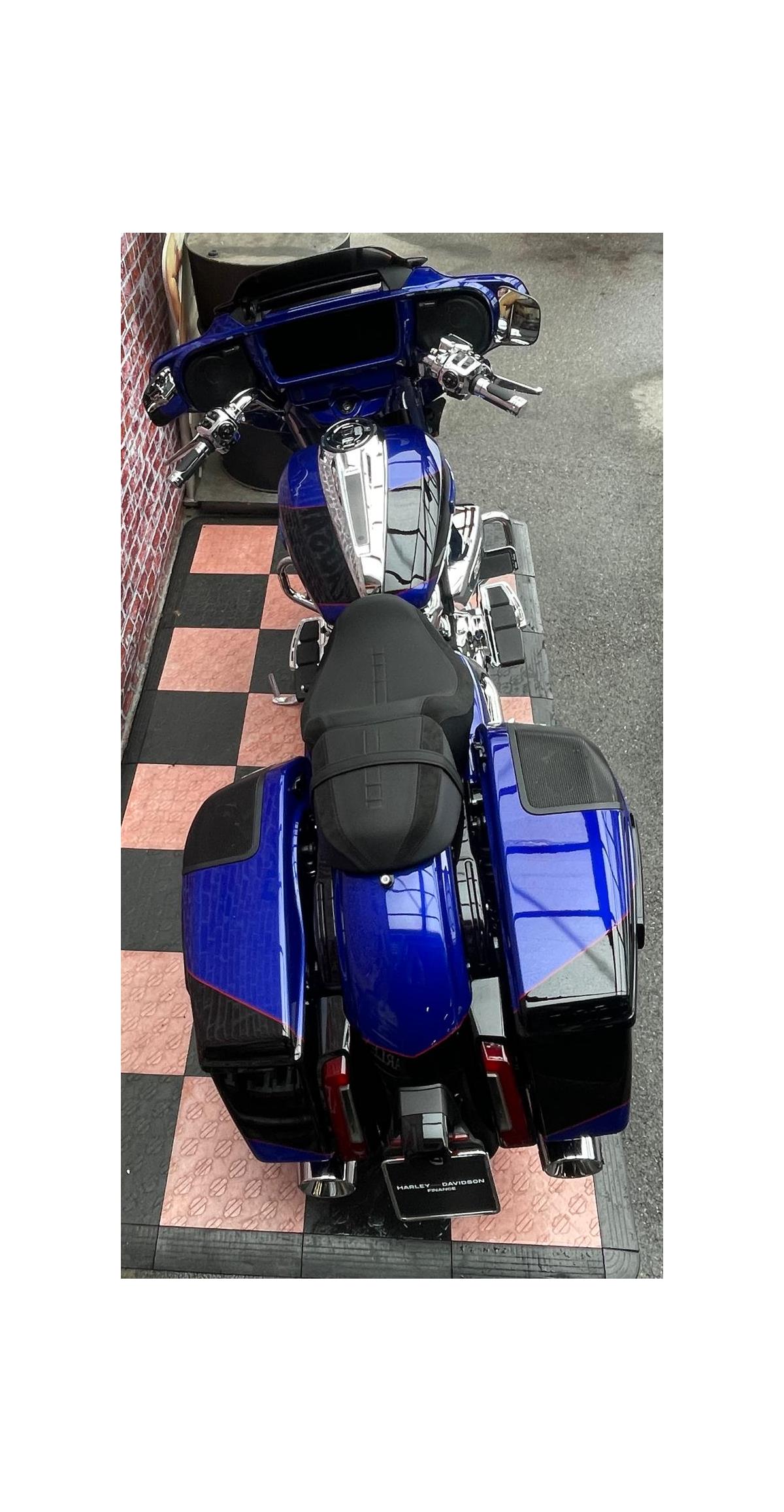 2025 harley-davidson CVO Street Glide