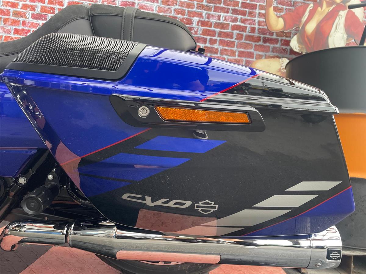 2025 harley-davidson CVO Street Glide