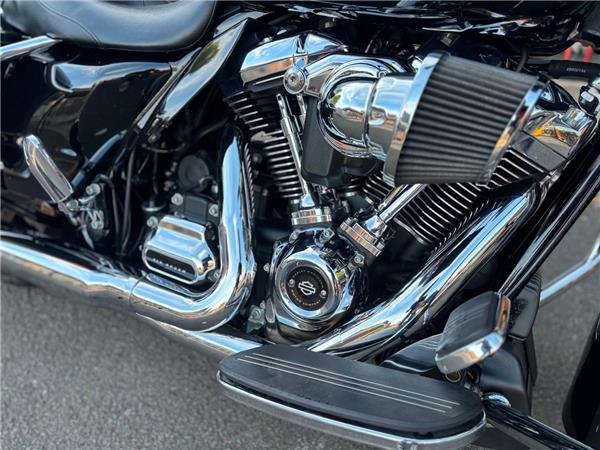 2017 HARLEY-DAVIDSON STREET GLIDE SPECIAL