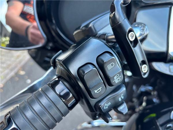 2017 HARLEY-DAVIDSON STREET GLIDE SPECIAL