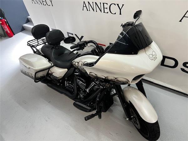 2017 HARLEY-DAVIDSON ROAD GLIDE