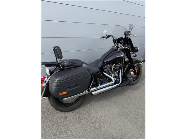 2019 HARLEY-DAVIDSON HERITAGE