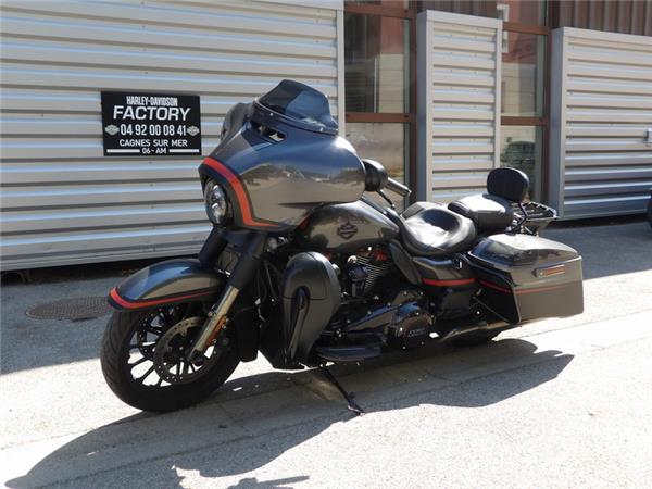 2017 HARLEY-DAVIDSON STREET GLIDE