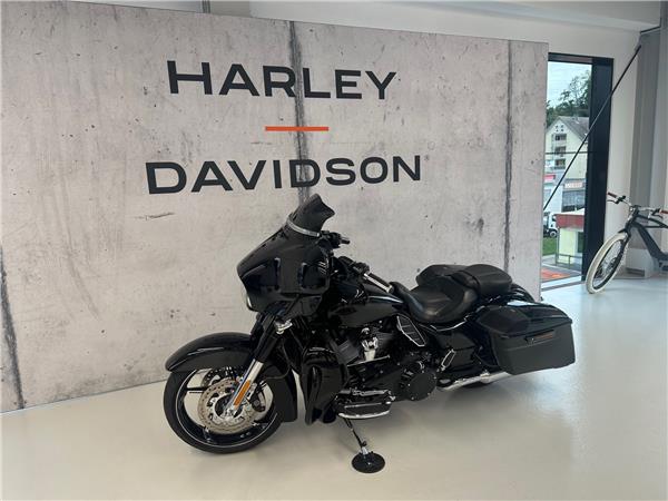 2017 harley-davidson FLHXSE 1868 CVO Street Glide