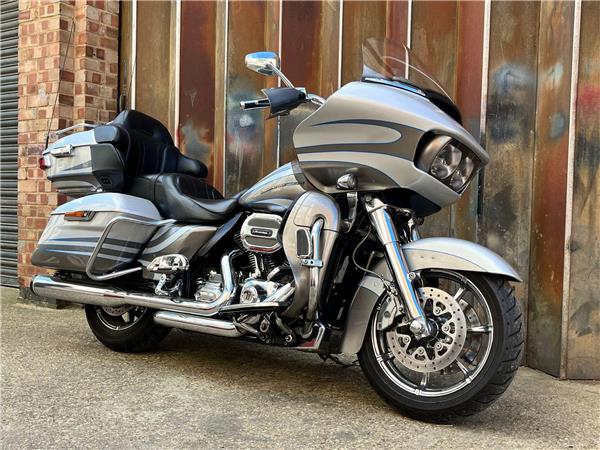 2016 Harley-Davidson CVO