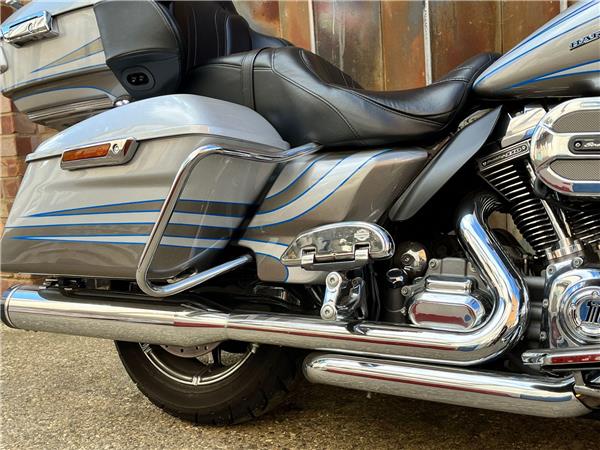 2016 Harley-Davidson CVO