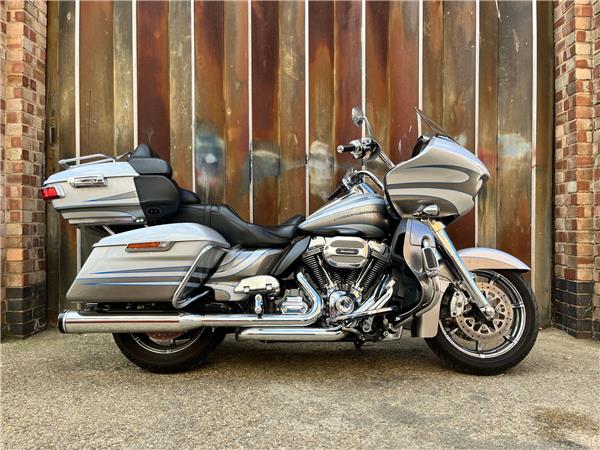 2016 Harley-Davidson CVO