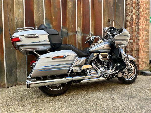 2016 Harley-Davidson CVO