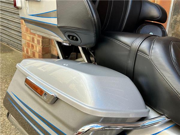 2016 Harley-Davidson CVO